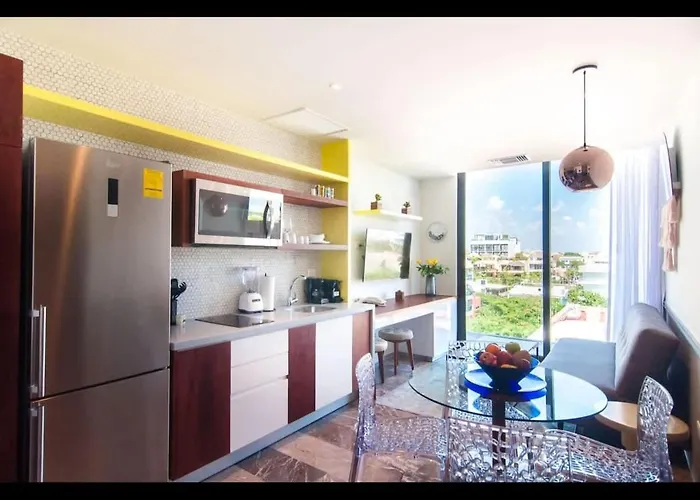 1br 1ba In Singular Joy, Location In Town Сasa de vacaciones